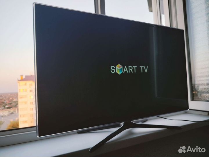 Телевизор Samsung Smart TV 40
