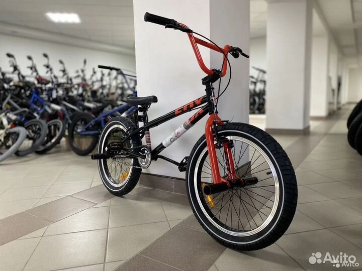 Новый трюковой велосипед Черный