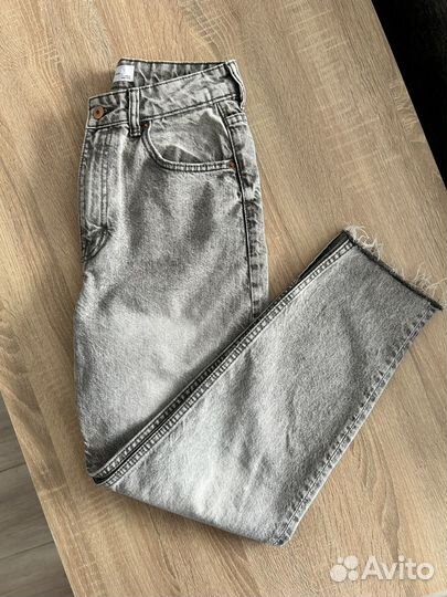 Джинсы bershka