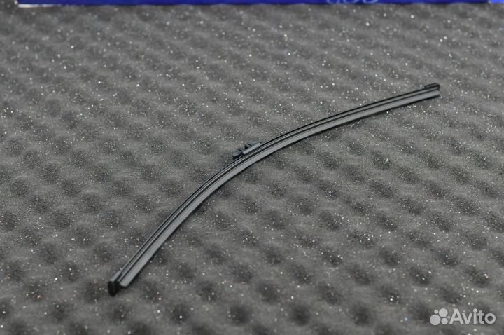 Щетка заднего стекла Volvo 30753535