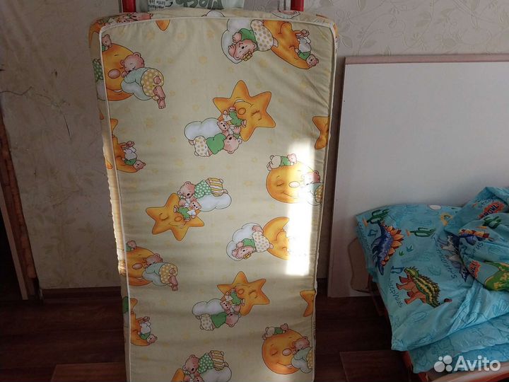 Детская кровать манеж с матрасом