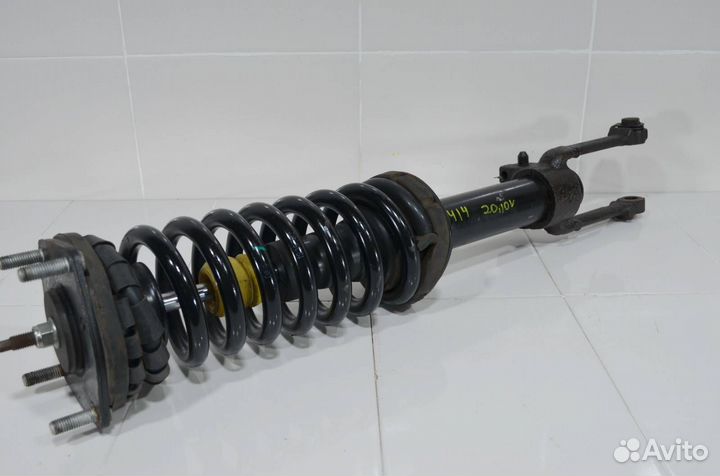 Стойка амортизатора передняя Jeep Grand Cherokee