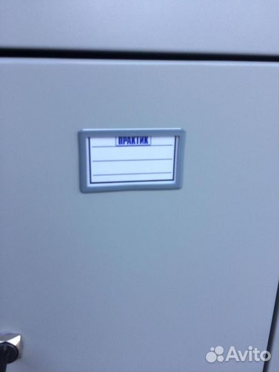 Шкаф для сумок