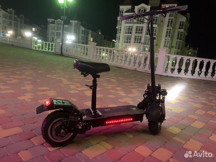 Электросамокат Kugo m5