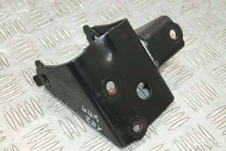 Кронштейн кпп 1ZZ Toyota Will VS; Corolla E12