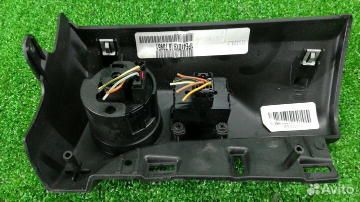 Блок управления светом (фарами) Dodge Grand Carava