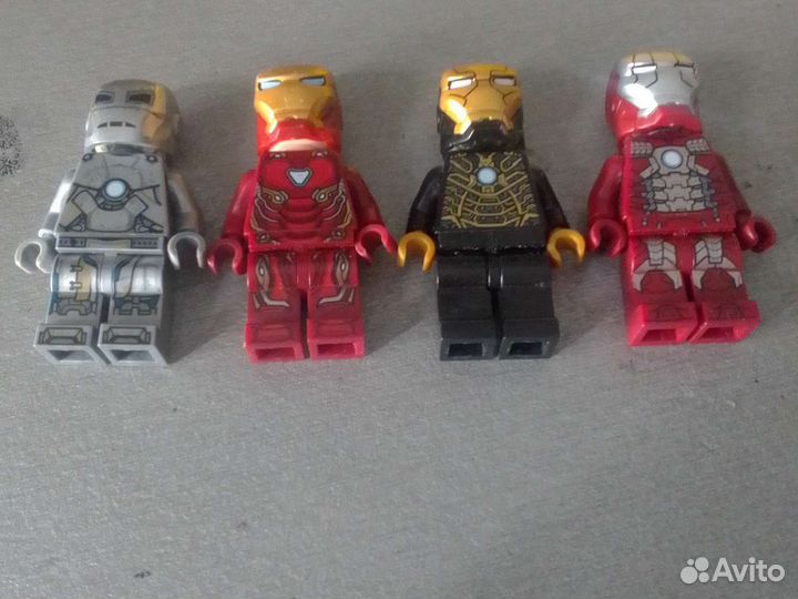 Обмен фигурки железный человек на человекпаук lego