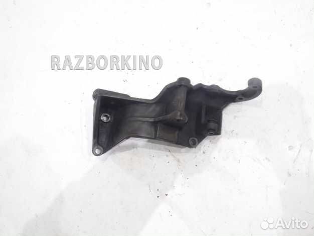 Кронштейн генератора Форд