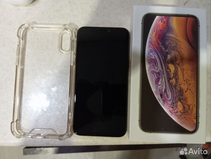 iPhone Xs, 64 ГБ