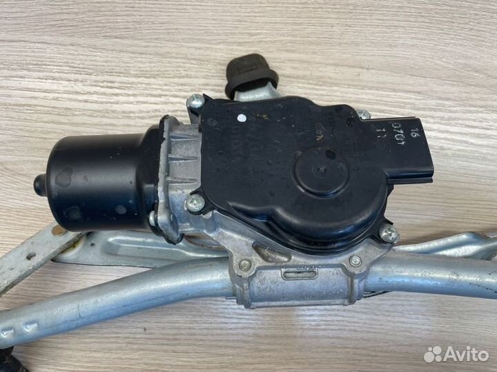 Трапеция стеклоочистителей LADA X-Ray