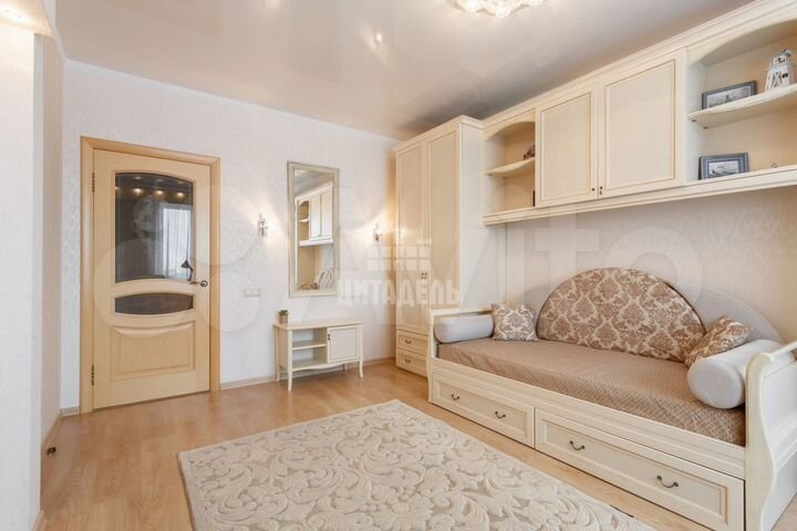 3-к. квартира, 114,9 м², 10/17 эт.