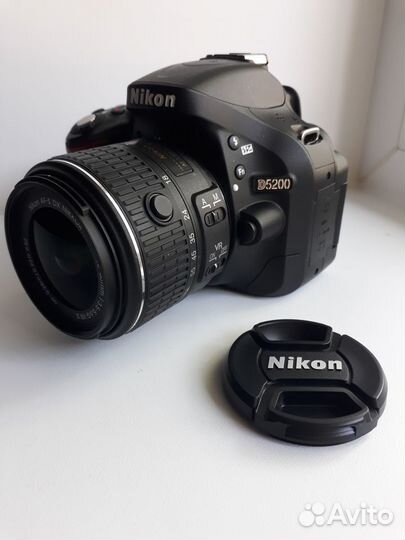 Зеркальный фотоаппарат Nikon D5200 Kit 18-55mm