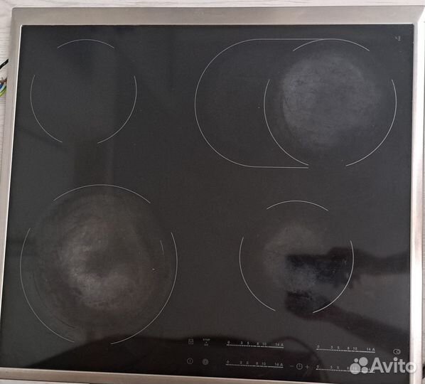 Продаётся электрическая варочная панель Electrolux