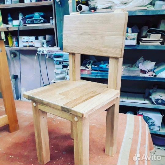Стол детский из массива
