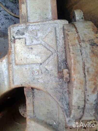 Тиски слесарные бу СССР