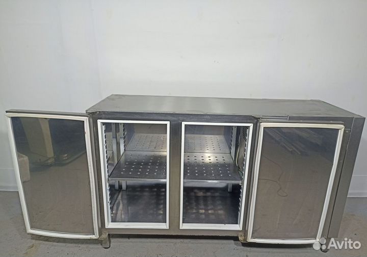 Холодильный стол Polair