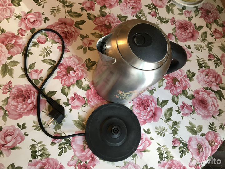 Электрический чайник scarlett