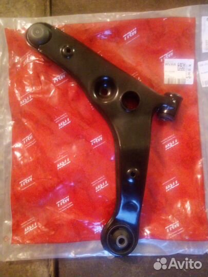 Рычаг правый на лансер 9 TRW JTC 7580.новый
