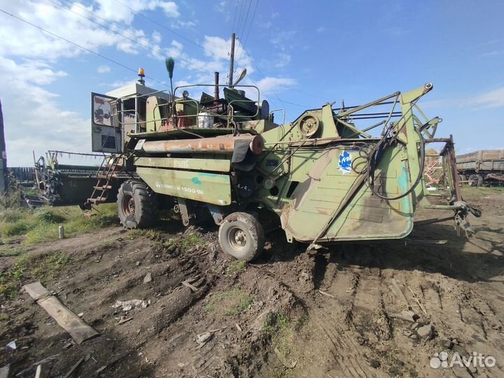 Комбайн Енисей 12001НМ, 2003