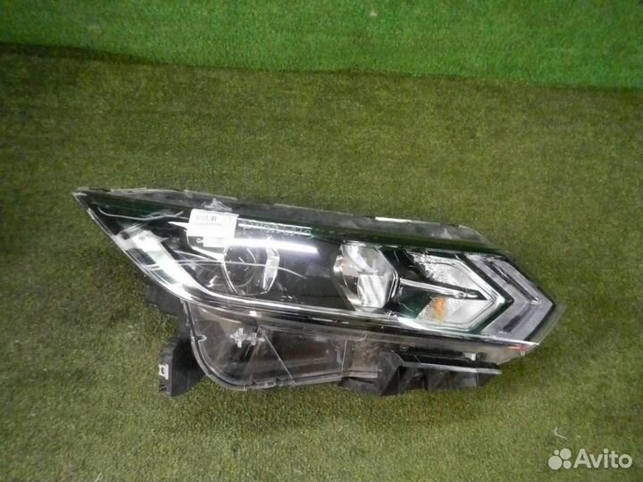 Фара правая Nissan Qashqai