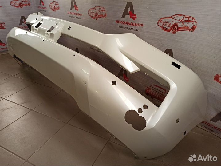 Бампер передний Toyota Land Cruiser 200