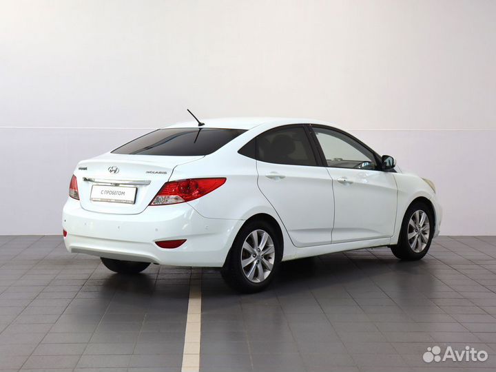 Hyundai Solaris 1.6 AT, 2012, 200 000 км