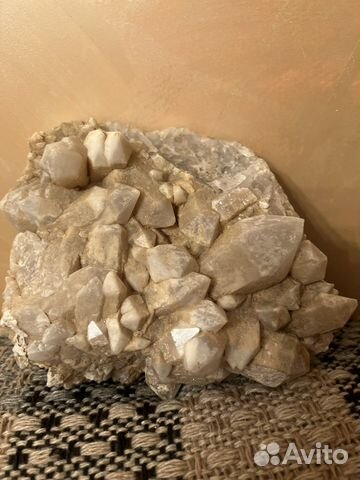 Молочный белый кварц