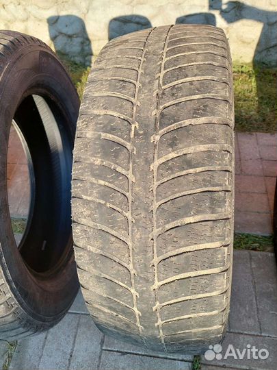 Kumho I'Zen KW23 225/60 R17 99H