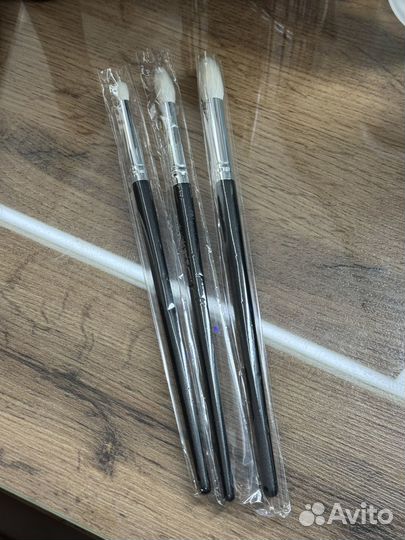 Кисти для макияжа натуральные