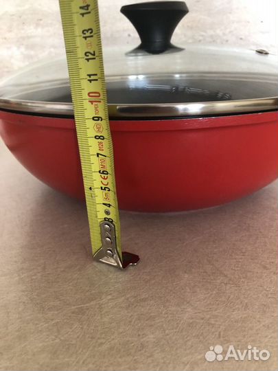 Сковорода вок 30 см с крышкой Roichen
