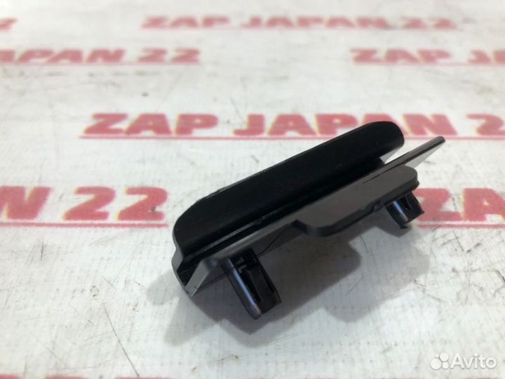 Клипса крепления бампера Toyota