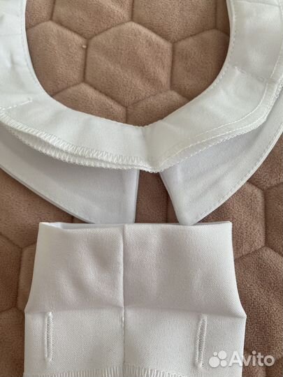 Воротник и манжеты (комплект)