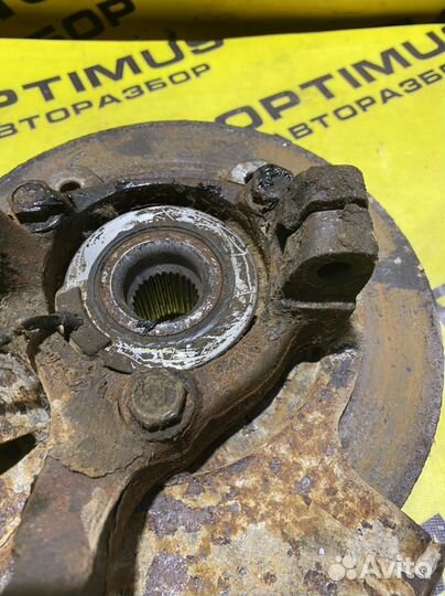 Левый поворотный кулак Chery Fora A516