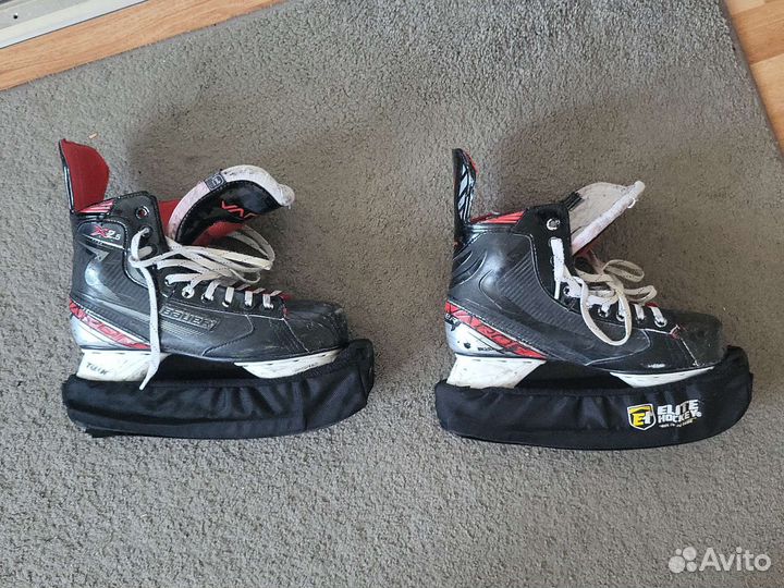 Коньки хоккейные