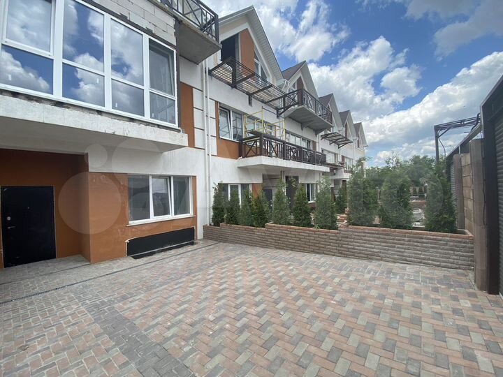 3-к. квартира, 88 м², 3/3 эт.