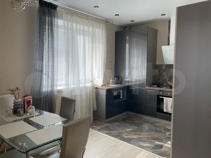 2-к. квартира, 62,4 м², 1/4 эт.