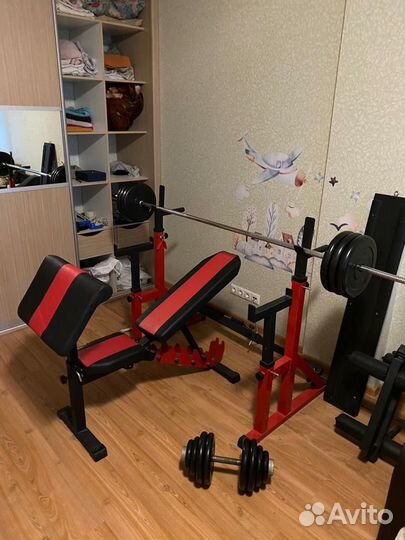 Тренажер для жима с комплектом
