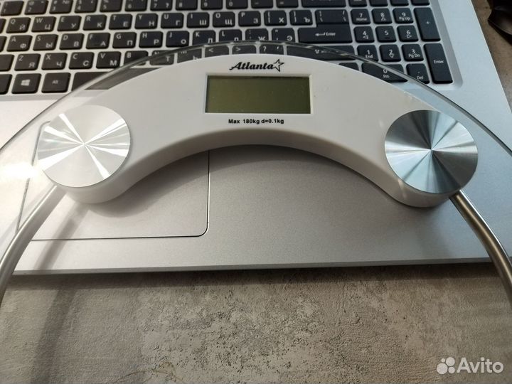 Напольные весы Atlanta