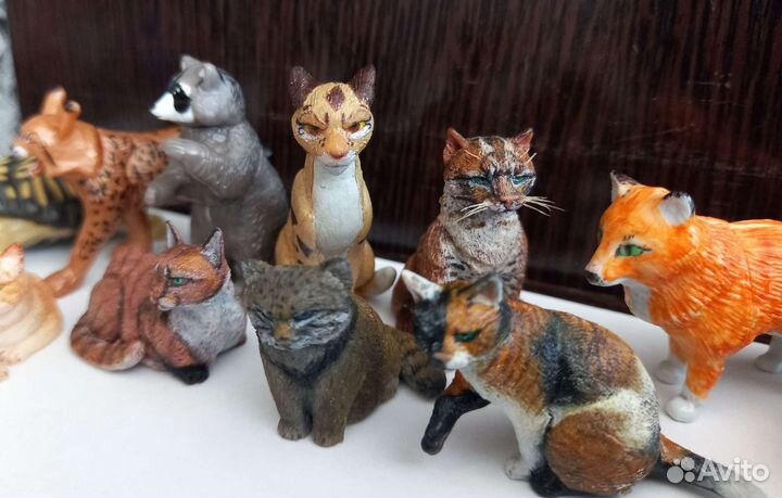 Животные игрушки и фигурки
