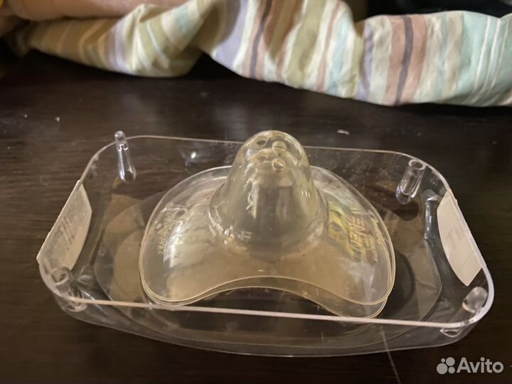 Накладки на грудь avent