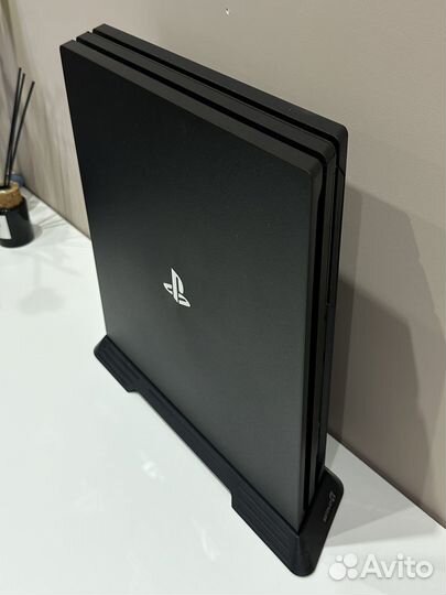 Sony PS4 pro Gamma Chasis Black 1TB