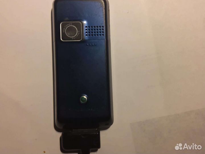 Телефон sony ericsson k220i