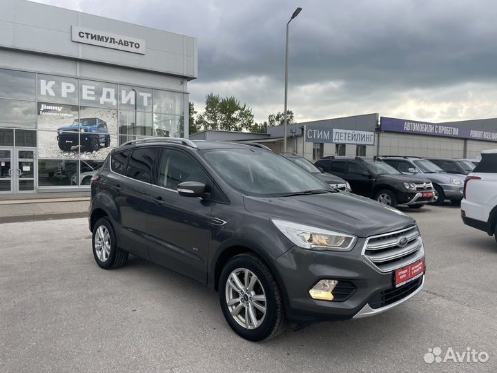 Ford Kuga, 2017
