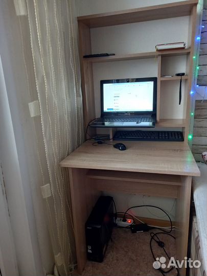 Компьютерный стол новый