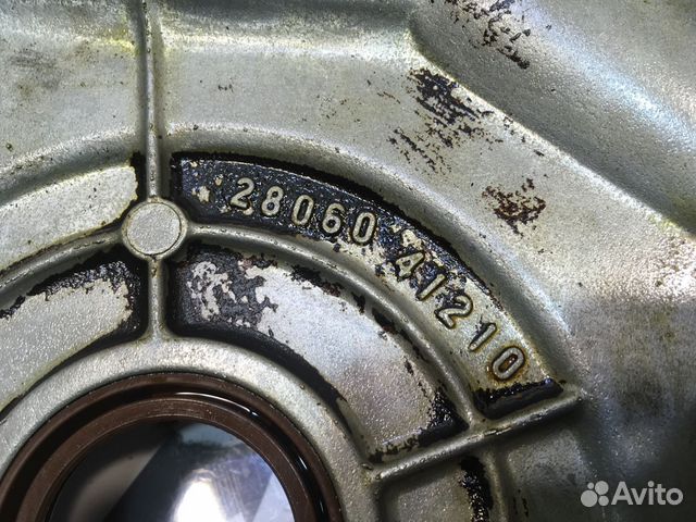 Крышка двигателя лобовая 2806041210 Тойота Рав 4