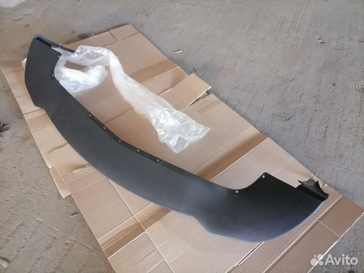 Cплитер переднего бампера dodge challenger