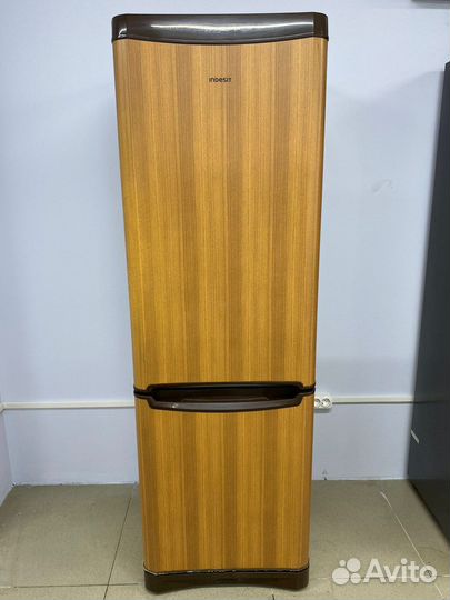 Холодильник под дерево 