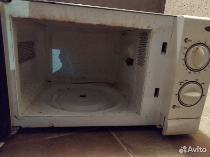 Микроволновка на зап части или в ремонт