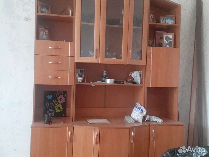 Продам стенку бу 6000 тыс