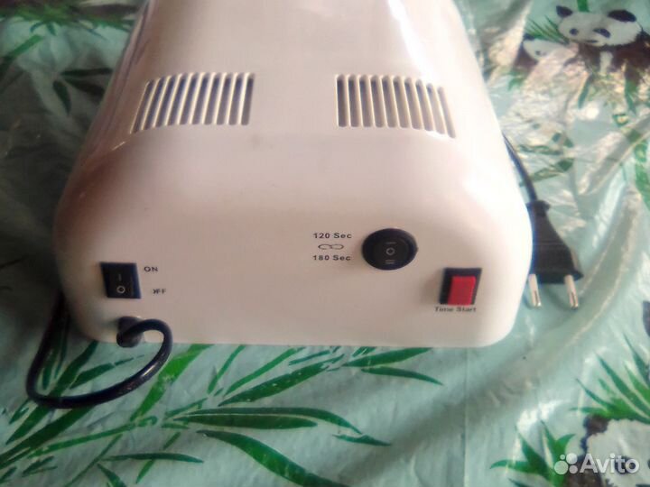 Лампа для сушки ногтей